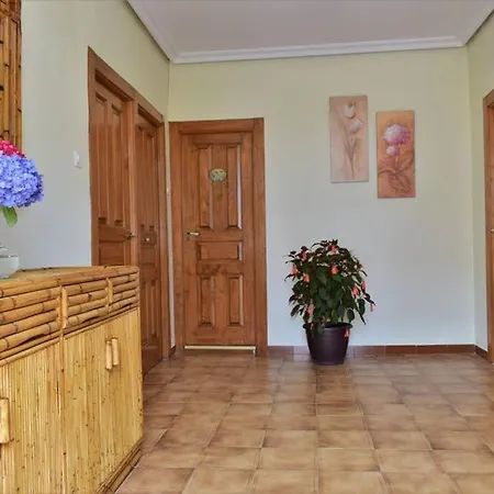 Vivienda Vacacional San Pumes Mestas De Con Exterior photo